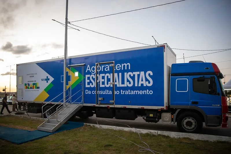 Agora Tem Especialistas: Ministério da Saúde lança em Itajubá carreta de saúde da mulher para diagnóstico precoce de câncer de mama e do colo do útero