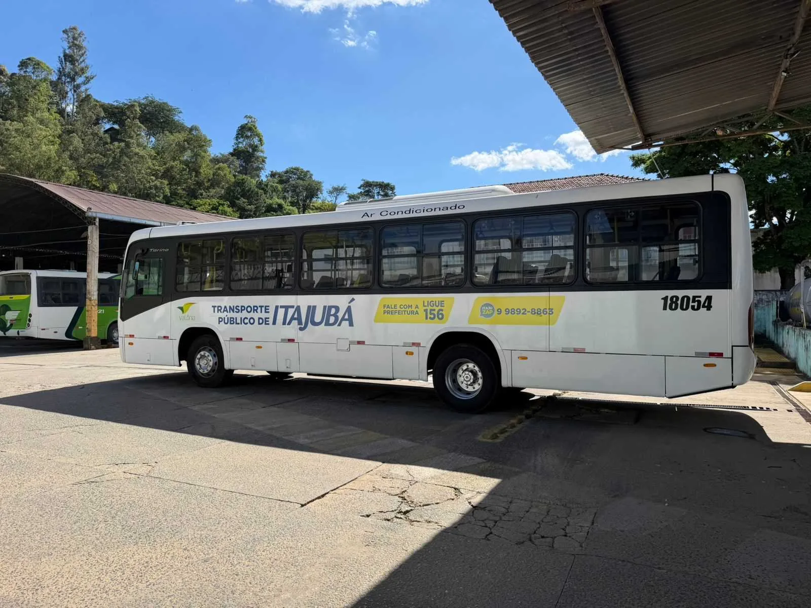 Novos ônibus climatizados começam a circular em Itajubá