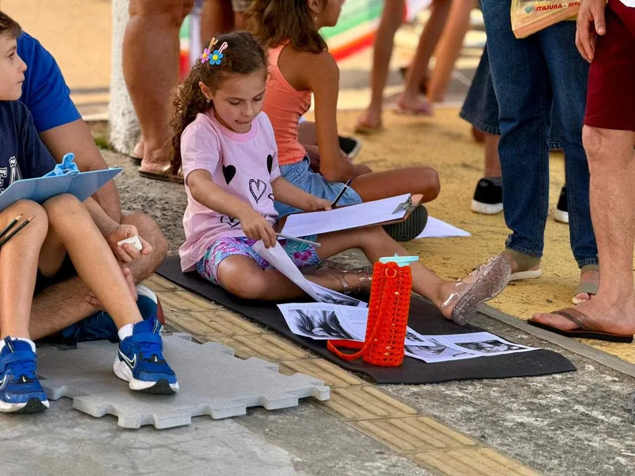 Curso gratuito de Desenho e Pintura estreia com grande participação no Parque da Cidade