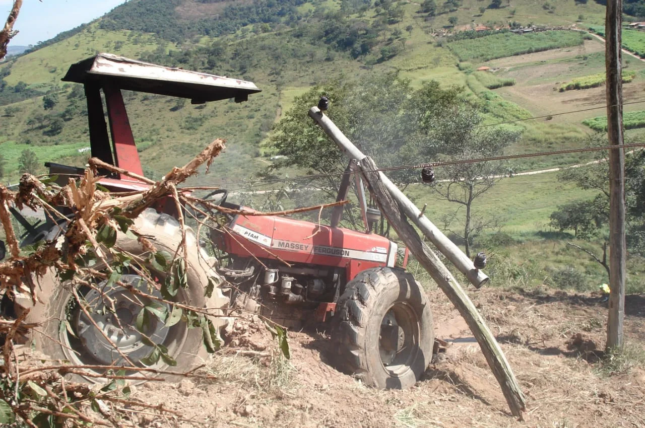 Uso inadequado de máquinas agrícolas próximo à rede elétrica ainda provoca mortes no campo, alerta Cemig
