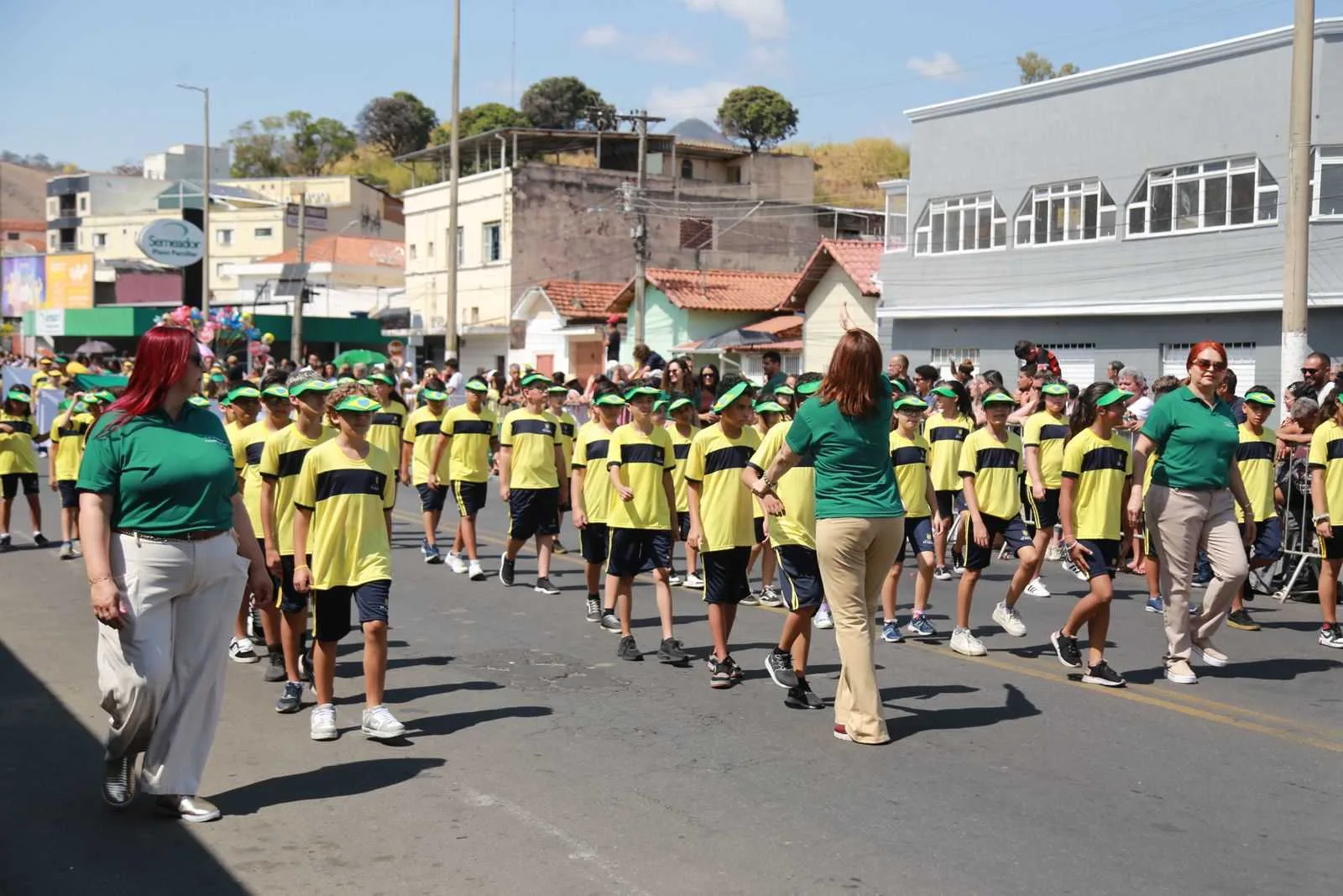 Desfile de 7 de Setembro reúne instituições e forças de segurança em Itajubá