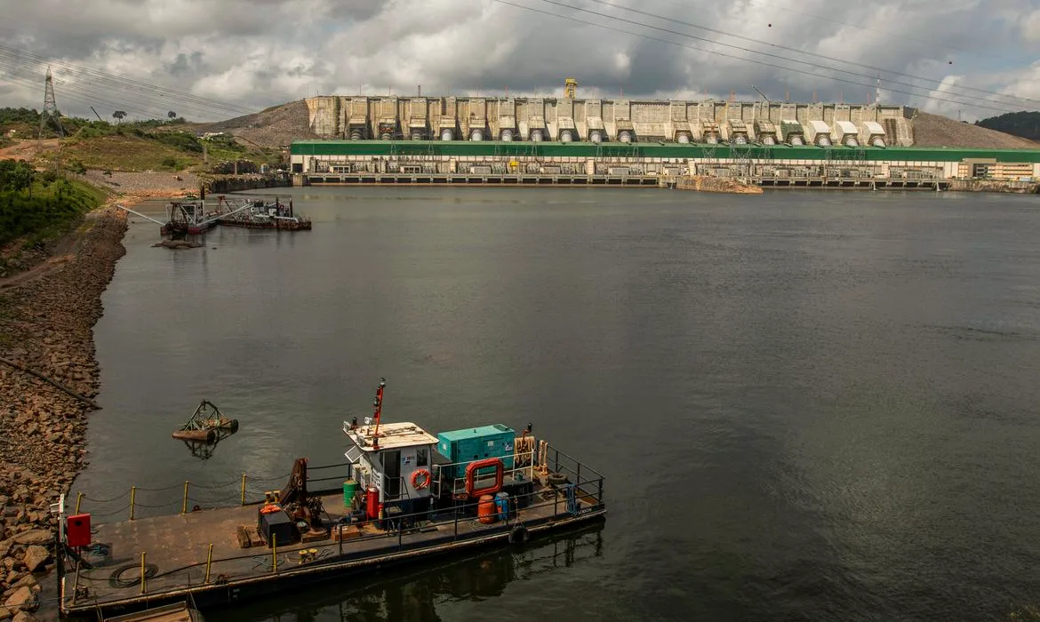 Aneel define que maio terá bandeira tarifária amarela