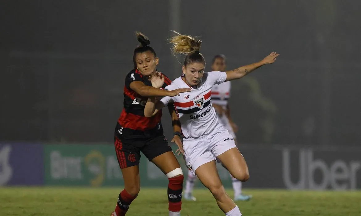 BR Feminino: São Paulo vence Flamengo para assumir vice-liderança