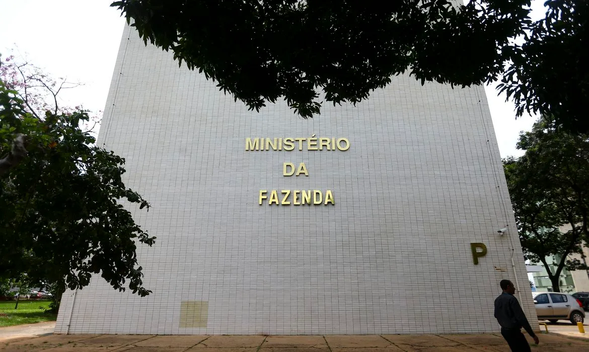Fazenda alerta sobre falso site do Novo Desenrola