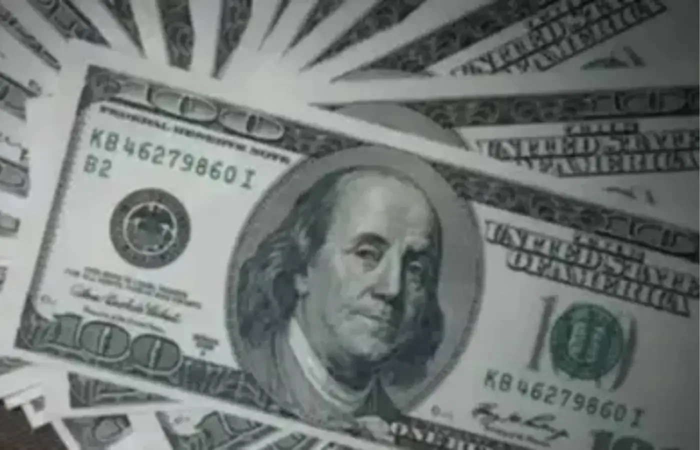 Dólar fecha último pregão aos R$ 5,17, após salto de 0,15%